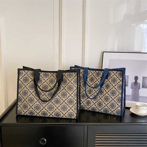 

30% off 2023 handbag tote single shoulder able and versatile advanced fashion canvas embroidery printing handheld large bag batch