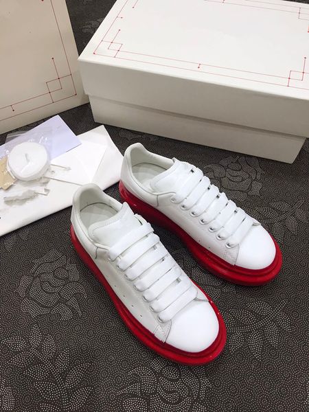 

2023 brand casual shoes retro men's leather lace up fashion printing sports women's small white shoes 0426, Black