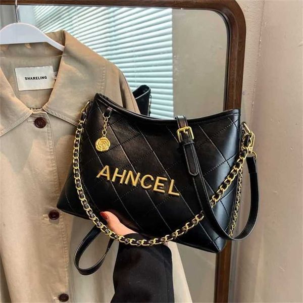 

32% 2023 fashion handbag women's backpack ins niche french gentle high appearance new crossbody students versatile go out to play with