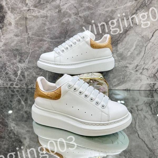 

new r sneakers calfskin casual shoes reflective shoes vintage leather trainers all-match stylist sneaker leisure shoe platform lace-up, Black