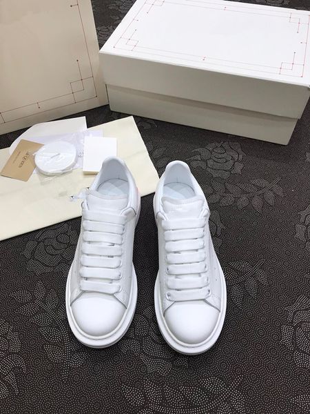

2023 new r men's shoes sports shoes casual shoes women's travel flat shoes fashion platform leather retro 0426, Black