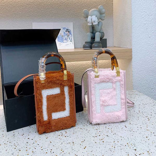 

totes bags womens designer bag furry handbags elegant small the tote bag women cute shoulder purses letter printing 221024