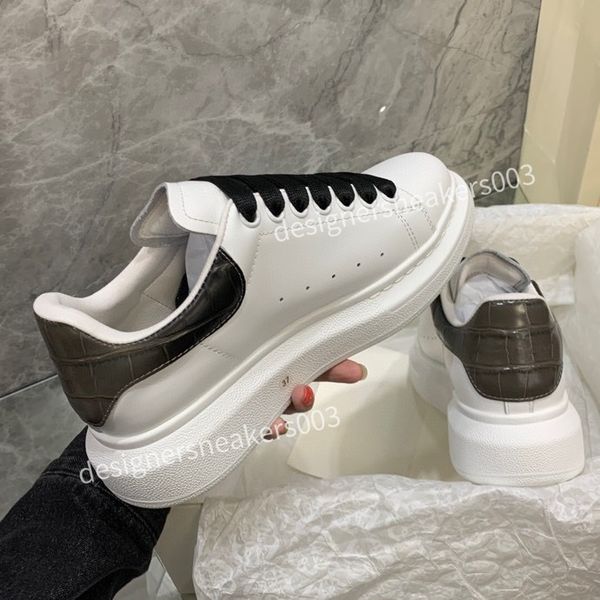 

fashion men women designer casual shoes classic do-old dirty shoes mid double height bottom trainers leather glitter golden quality2023, Black