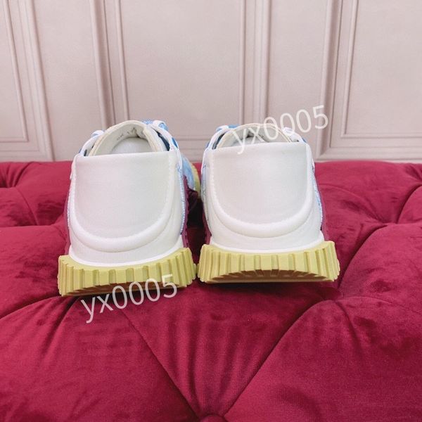 

new fashion designer women shoes glossed-leather loafer black sneakers brushed leather loafers plus platform sneakers casual shoe size2023