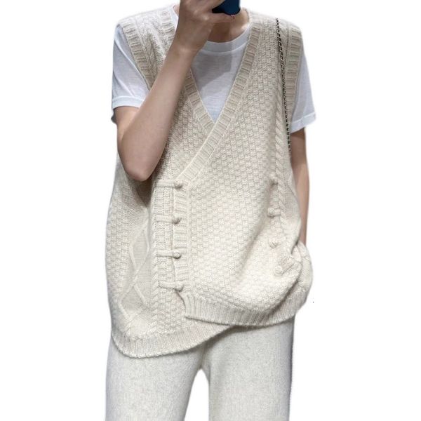 

women's vests 100% pure wool vest ladies sleeveless v-neck sweater loose casual knitted solid color jacket cashmere vest spring 230511, Black;white