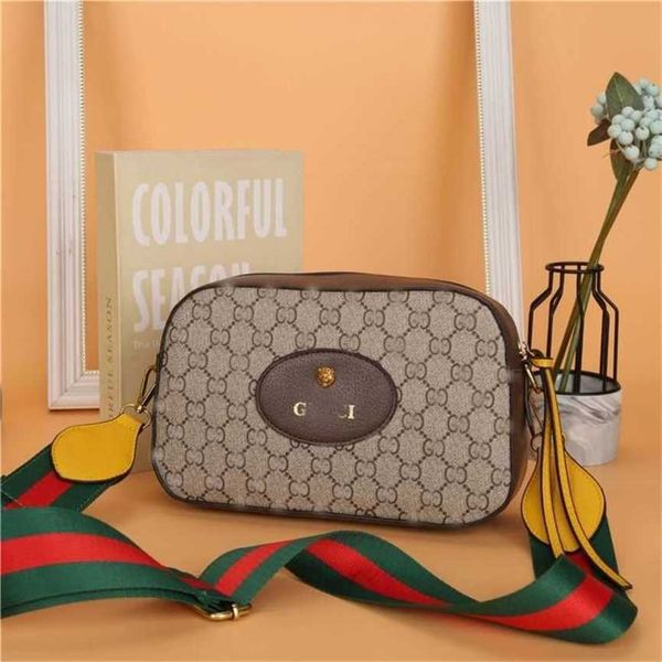 

30% off 2023 fashion handbag new tiger head camera for men and women one shoulder retro embossed xiao zhan small square bag