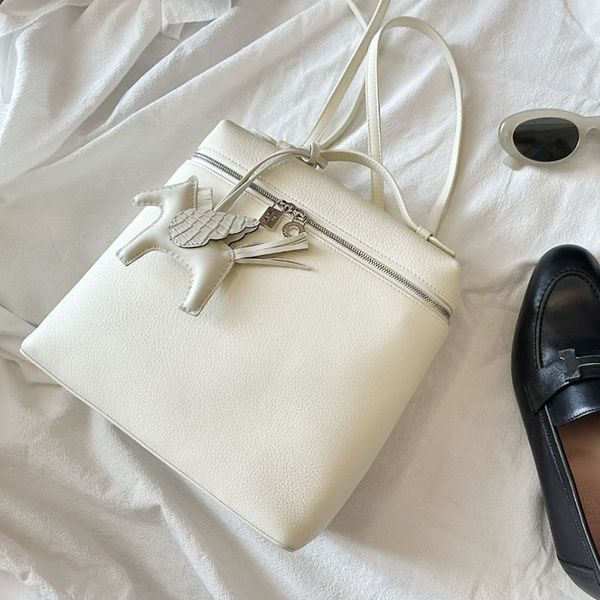 

luxury designer loro women evening bags real leather lady lp shoulder schoolbag minimalist casual joker backpack soft lychee handbag