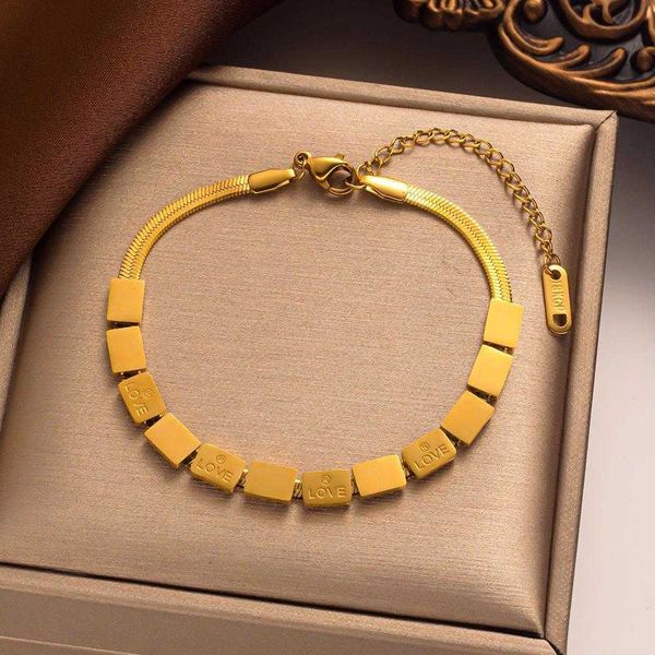 

titanium steel love letter cube bracelet womens non fading high end affordable design jewelry, Golden;silver