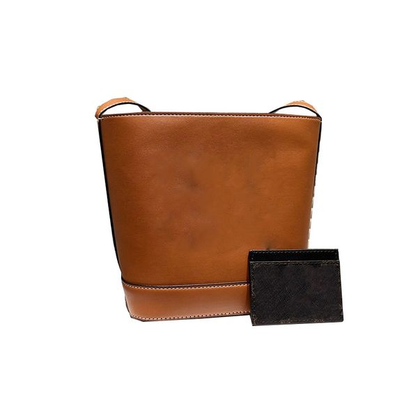 

designer cuir triomphe trumpet smooth cow leather bucket bag womens luxury fashion small shoulder bags classic purse 22 cm