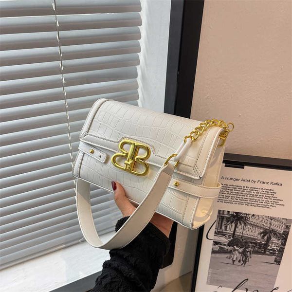 

50% off 2023 fashion hand for women new s fashionable stone pattern single shoulder crossbody foreign style small square bag