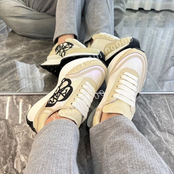 

2023rs sneakers camouflage casual shoes stylist womens mens shoes designer checkered studded flats mesh camo fashion trainers, Black