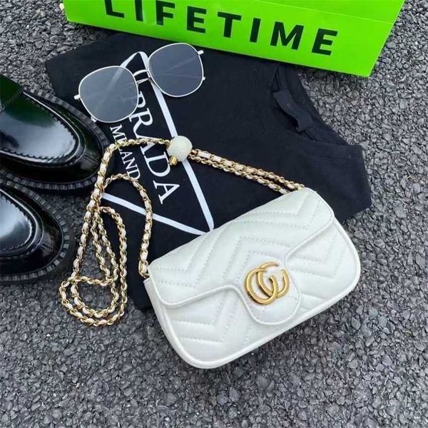 

32% 2023 fashion handbag bags women's crossbody small satchels makeup bags milk fufu summer matching skirts japanese lingge niche frenc