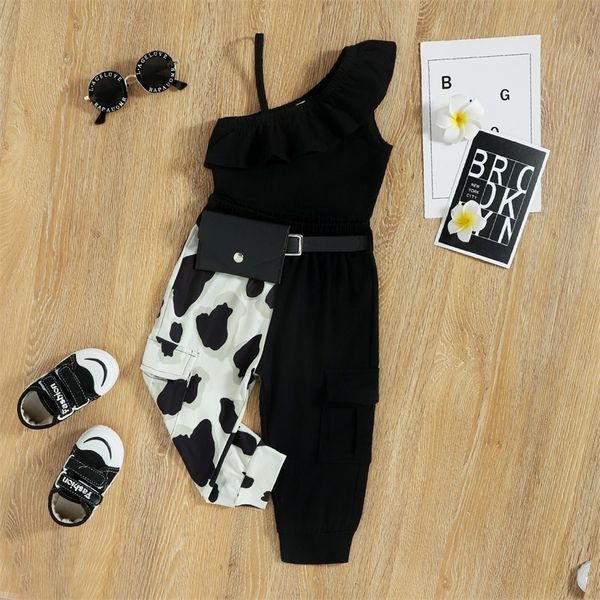 

clothing sets 1 6y kids girls summer clothes set with belt bag baby sleeveless ruffle cow print contrast pants 3pcs children outfits 230511, White