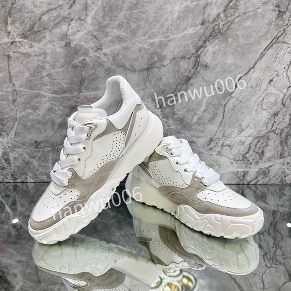 

2023men women fashion casual shoes sneaker designer running shoes fashion channel sneakers lace-up sports shoes casual classic sneakers, Black