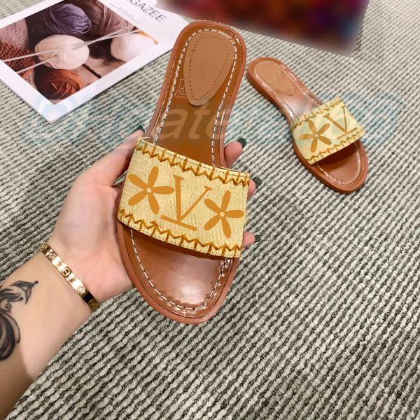 

luxury shoe designer womens sandal lock it flat mule man slide perforated canvas beach flat leather outsole gold leather shiny slipper, Black