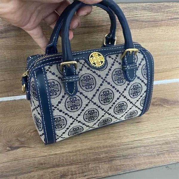 

32% 2023 fashion handbag pillow high capacity new one shoulder crossbody boston wine bucket bag printed canvas handbag