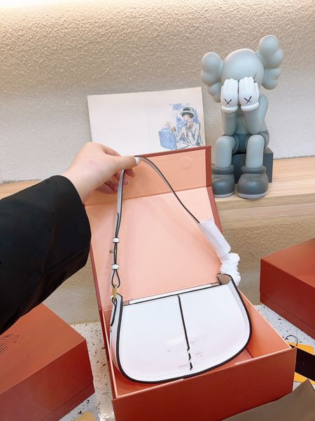 

stylish designer bag shoulder cross-body bag women's bag