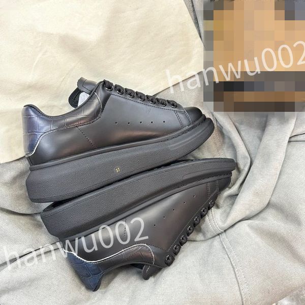 

2023 new men shoes office sneakers mens flats designer man running outdoor sports design lady sneaker platform, Black