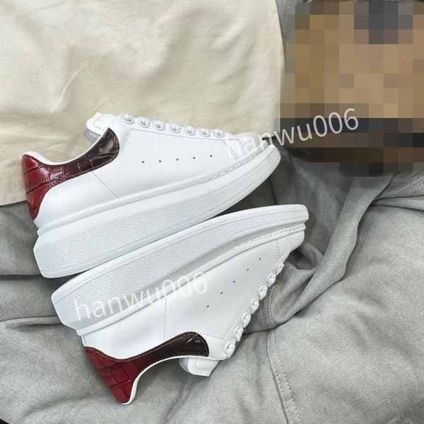 

new luxury designer shoes men womens white luxury designer sneaker lace up genuine leather sneakers fashion women casual designer sneaker, Black