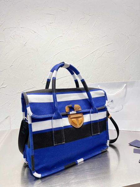 

50% off 2023 fashion women's luggage computer business shoulder fashionable men's and women's handbag travel briefcase