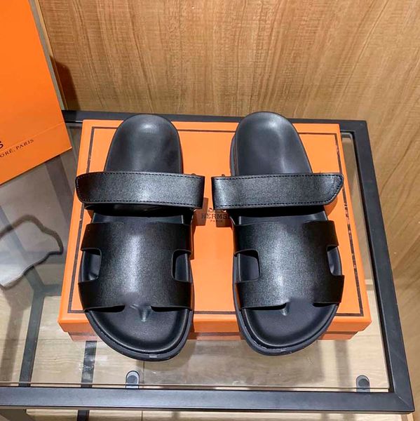 

sandal luxury designer leather ladies sandals summer flat shoes fashion beach women slippers letter drag slides flip flops for women ladies, Black