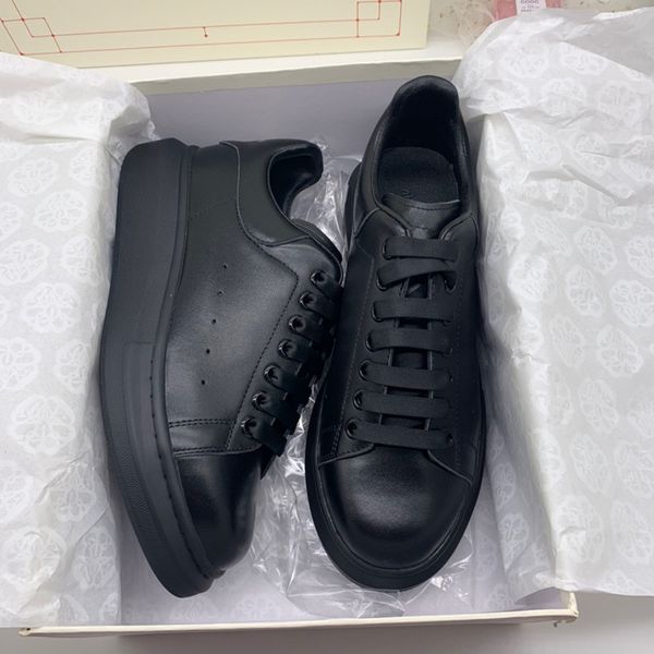 

2023 men womens fashion casual shoes loafers designer classic rubber platform leisure comfort four seasons shoes 0426, Black
