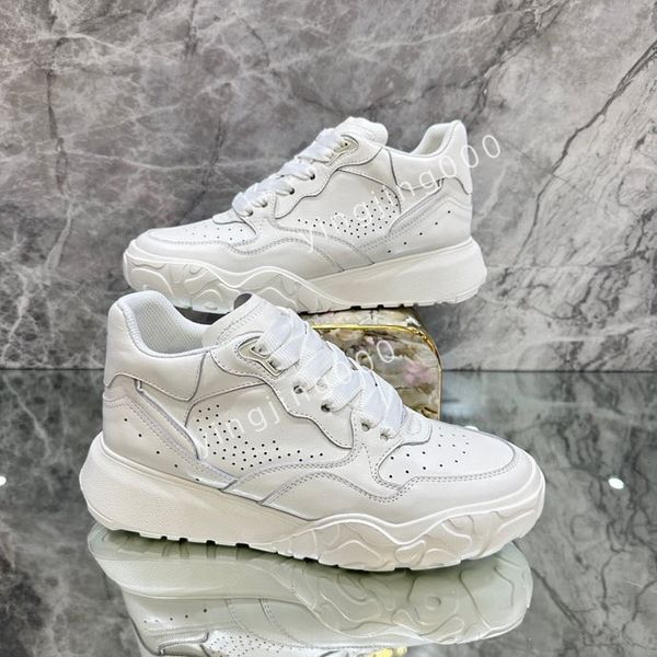 

2023new fashion designers sneakers camouflage casual shoes stylist mens shoes checkered studded flats mesh trainers, Black