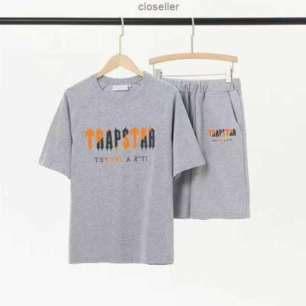 

trapstar london t shirt chest blue white color towel embroidery mens shirt and shorts casual street shirts british fashion04yq, Gray