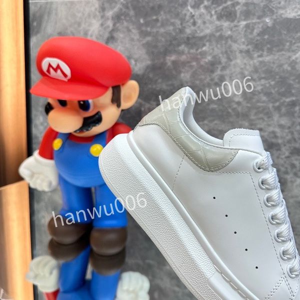 

new men luxury designer sneaker lace up genuine leather sneakers fashion women casual designer sneaker, Black