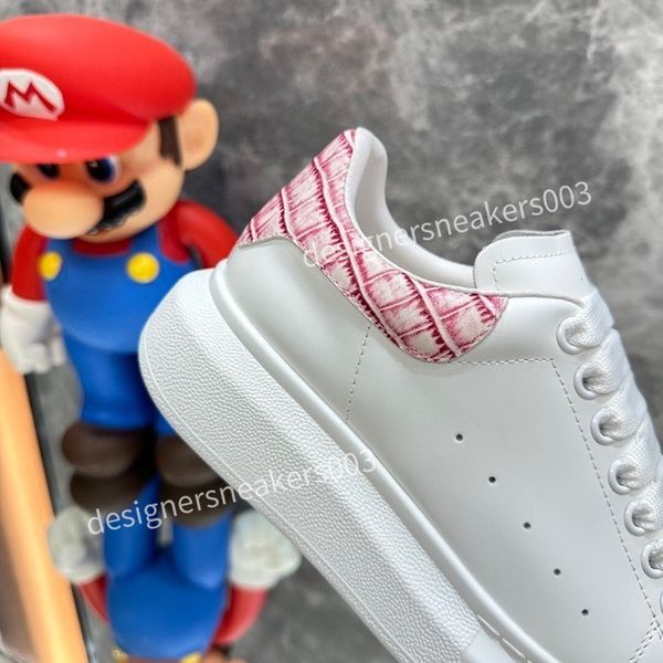 

2023new women brand casual shoes classic dirty shoes mid double height bottom trainers leather glitter golden quality, Black