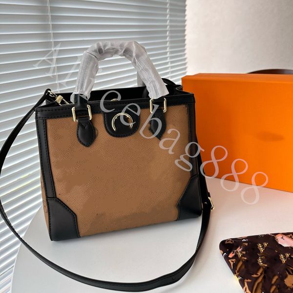 

5a quality l totes for lady big capacity handbags luxury deisgner soft leather letter print hand and shoulder bags old flower style inner zi