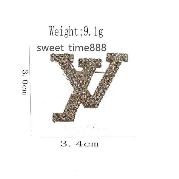 

luxury women men designer brand letters brooches 18k gold plated inlay crystal rhinestone jewelry brooch charm pin v-letter marry christmas, Gray