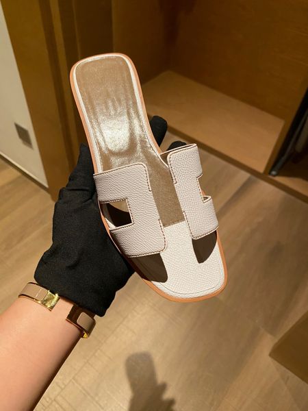 

designer h sandals luxurys oran leather sandale summer flat shoes block heel slides flip flops for ladies slipper women's flat banded s, Black
