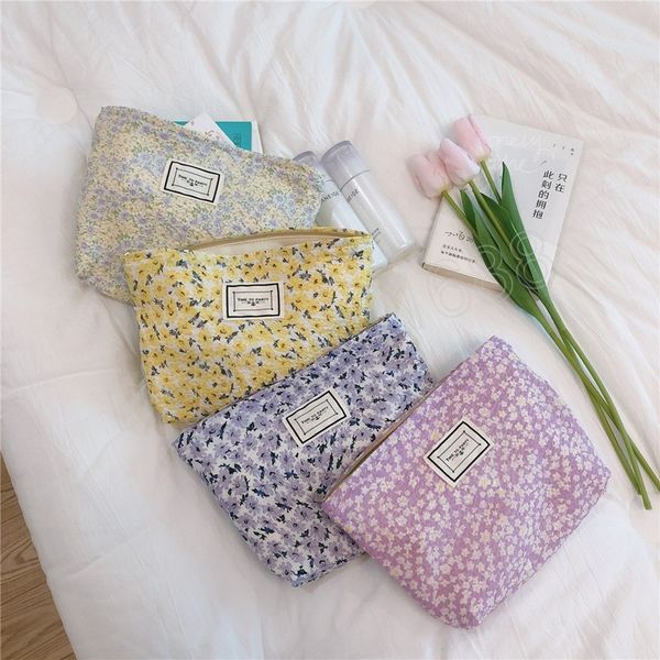 

travel little floral makeup beauty case organizer handbag clutch women cosmetic bag female fresh literary gentle makeup bag