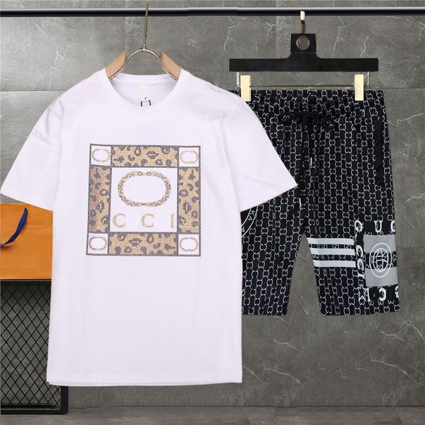 

mens beach luxurys designers fashion leisure tracksuits summer suits t shirt seaside vacation cool shirts shorts sets man luxury set outfits, Gray