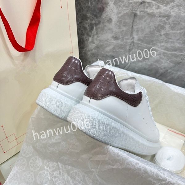 

2023mens luxury designer sneaker lace up genuine leather sneakers fashion women casual designer sneaker, Black