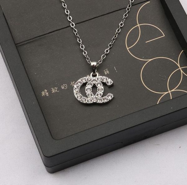 

19style luxury designer double letter pendant necklaces 18k gold plated crysatl pearl rhinestone sweater necklace for women weddin1688972, Silver