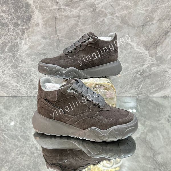 

fashion designers sneakers camouflage casual shoes stylist men shoes checkered studded flats mesh trainers2023, Black
