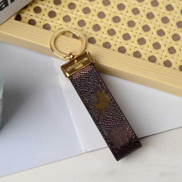 

luxury designer keychain holder card key chain exquisite leather zinc alloy letter lanyard cute for keyring black white metal small jewelry, Silver