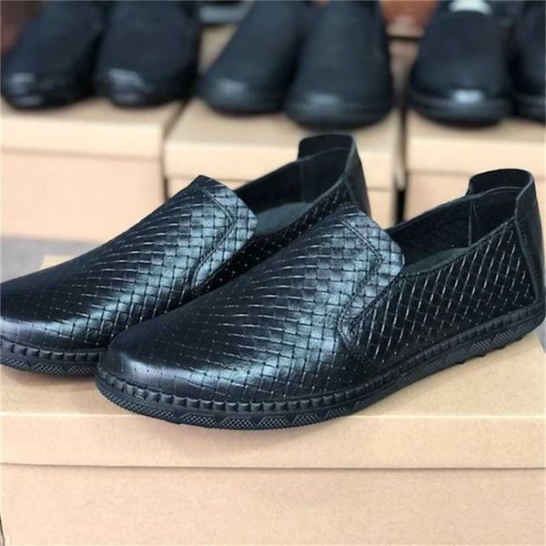 

designer mens dress shoes luxury loafers driving genuine leather italian slip on black casual shoe breathable with box 051