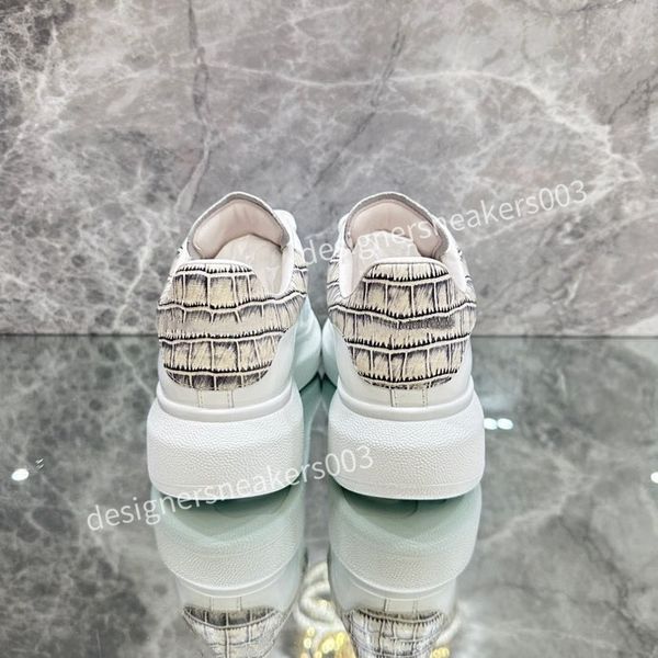 

women brand casual shoes classic dirty shoes mid double height bottom trainers leather glitter golden quality2023, Black