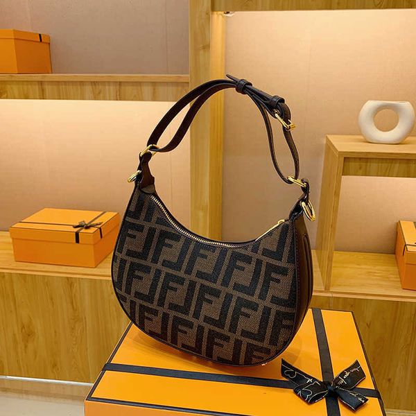 

32% off handbag designer 2023 one-shoulder underarm shell women's leisure women's wear-resistant material travel focus elegant bag