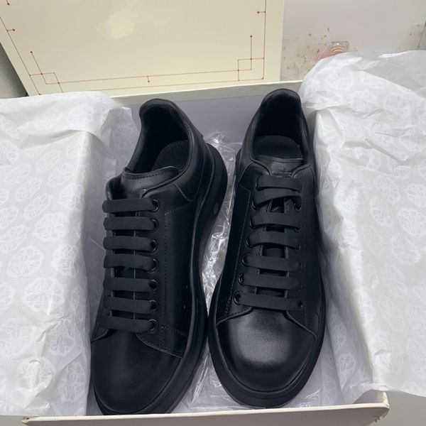 

2023 new luxury designer casual shoes classic men women calfskin shoes vintage sneakers reflective sneaker print leisure shoes 0426, Black