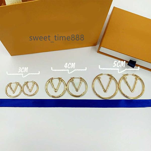 

designer jewelrys letter earrings fashion gold hoop earrings for lady women party wedding lovers gift engagement jewelry for bride, Golden;silver