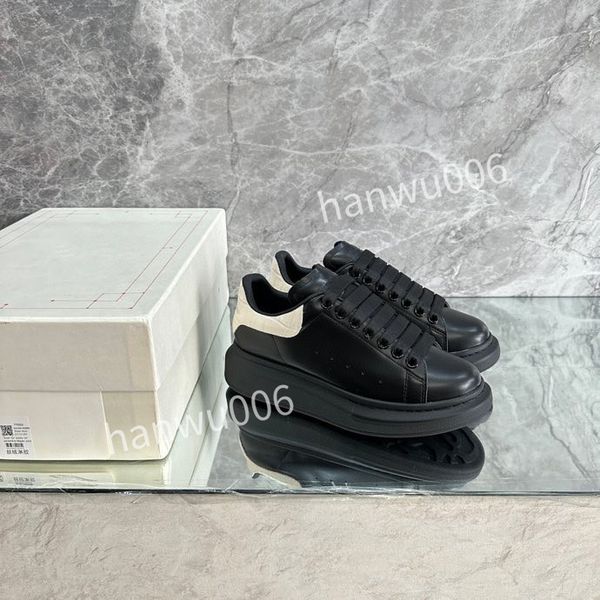 

new mens luxury designer sneaker lace up genuine leather sneakers fashion women casual designer sneaker, Black