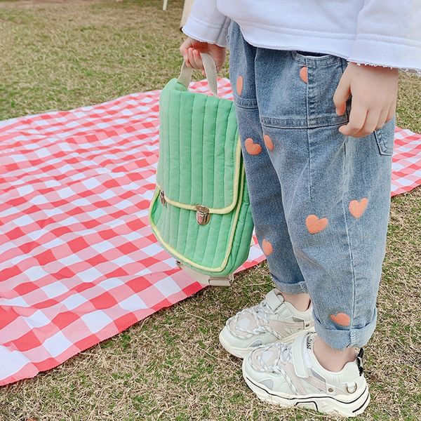 

jeans autumn trousers baby girls jeans print heart loose children jeans kids spring clothes novelty denim pants with pocket 230512, Blue