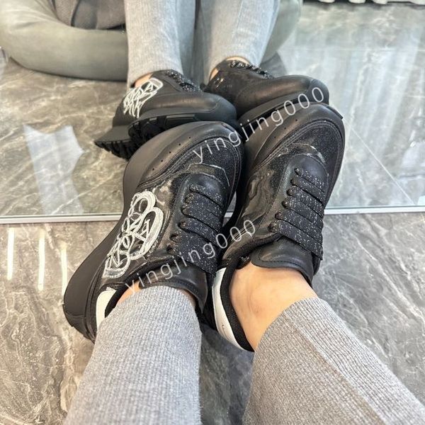 

new designers sneakers camouflage casual shoes stylist women men shoes designer checkered studded flats mesh fashion trainers, Black