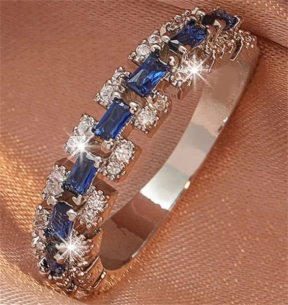 

elegant cubic zirconia finger ring - perfect for weddings, engagements & special occasions, Golden;silver