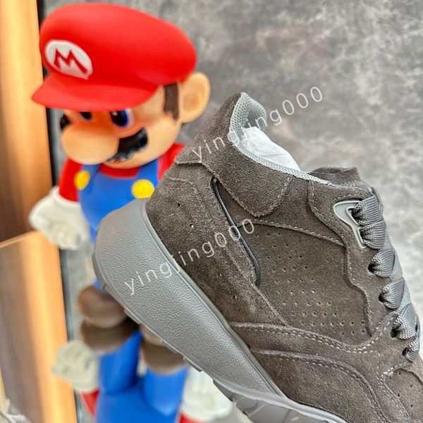 

new fashion designers sneakers camouflage casual shoes stylist men shoes checkered studded flats mesh trainers, Black