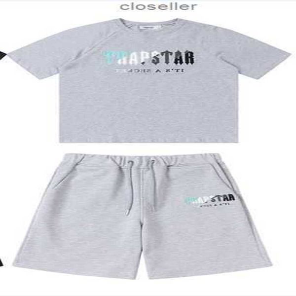 

men's t-shirts tracksuits stock trapstar t-shirt embroidery flocking letter men women t shirt set shorts suitmen'saitm, Gray